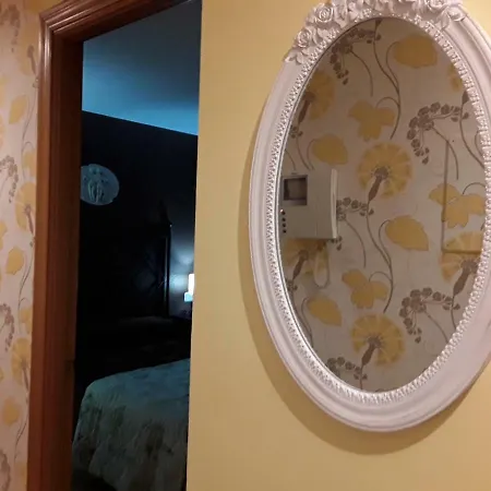 Maria Belkis Ll Appartamento Ourense